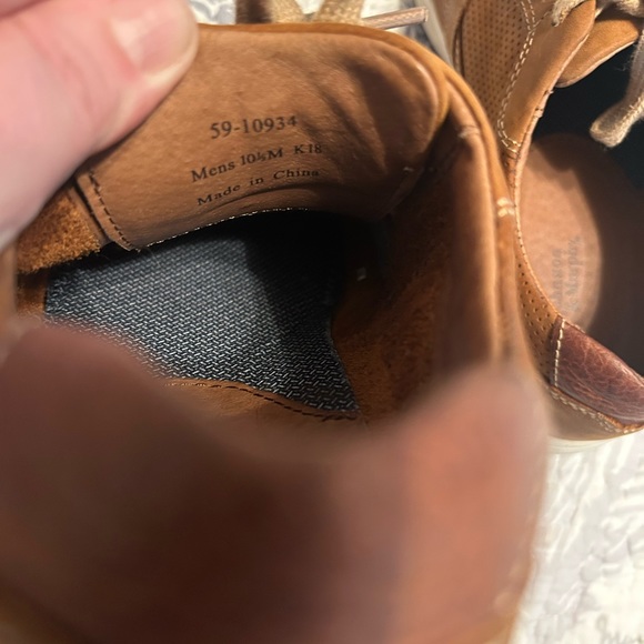 Mens Johnston & Murphy casual shoes. - Picture 4 of 5